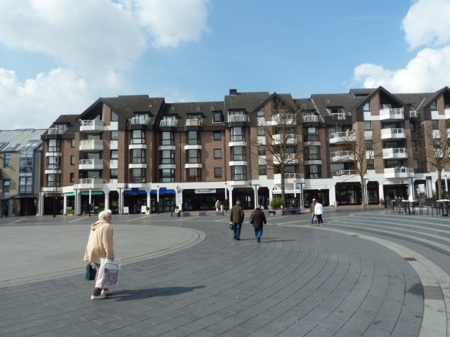 Voss Vermietung Marktplatz 8-12 Langefeld